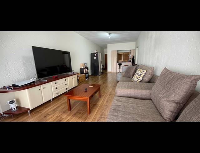 2 BEDROOM APARTMENT FOR SALE IN DOUGLASDALE